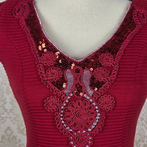 Buttons Size S Red Fit & Flare Dress Sequins Embroidery Textured Cap Sleeve NWT - Picture 3 of 16